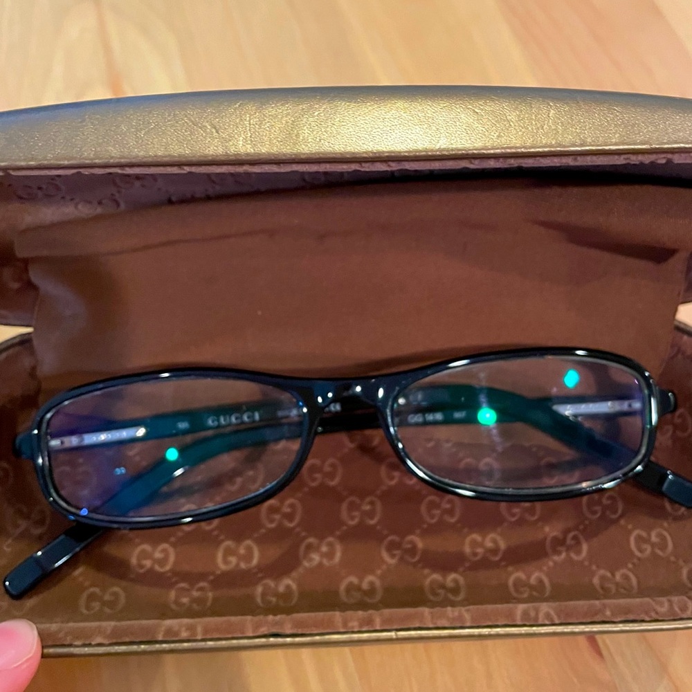 Gucci eye glasses